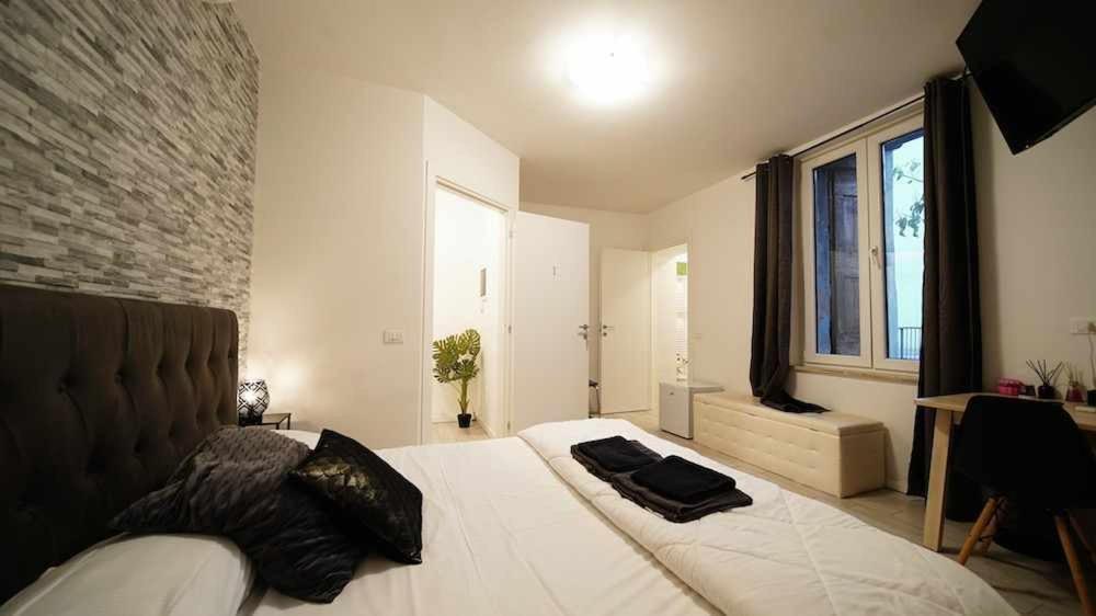 Langolo Di Laura Borgo Roma Destiny Home 3 Werona Pokój zdjęcie
